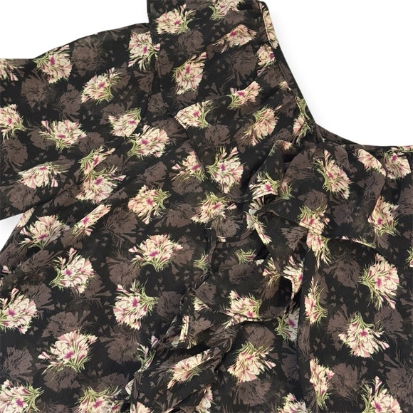 Korean Style Pink Floral Ruffle Top | One Size (Fits Small) | NWT - Picture 3 of 7